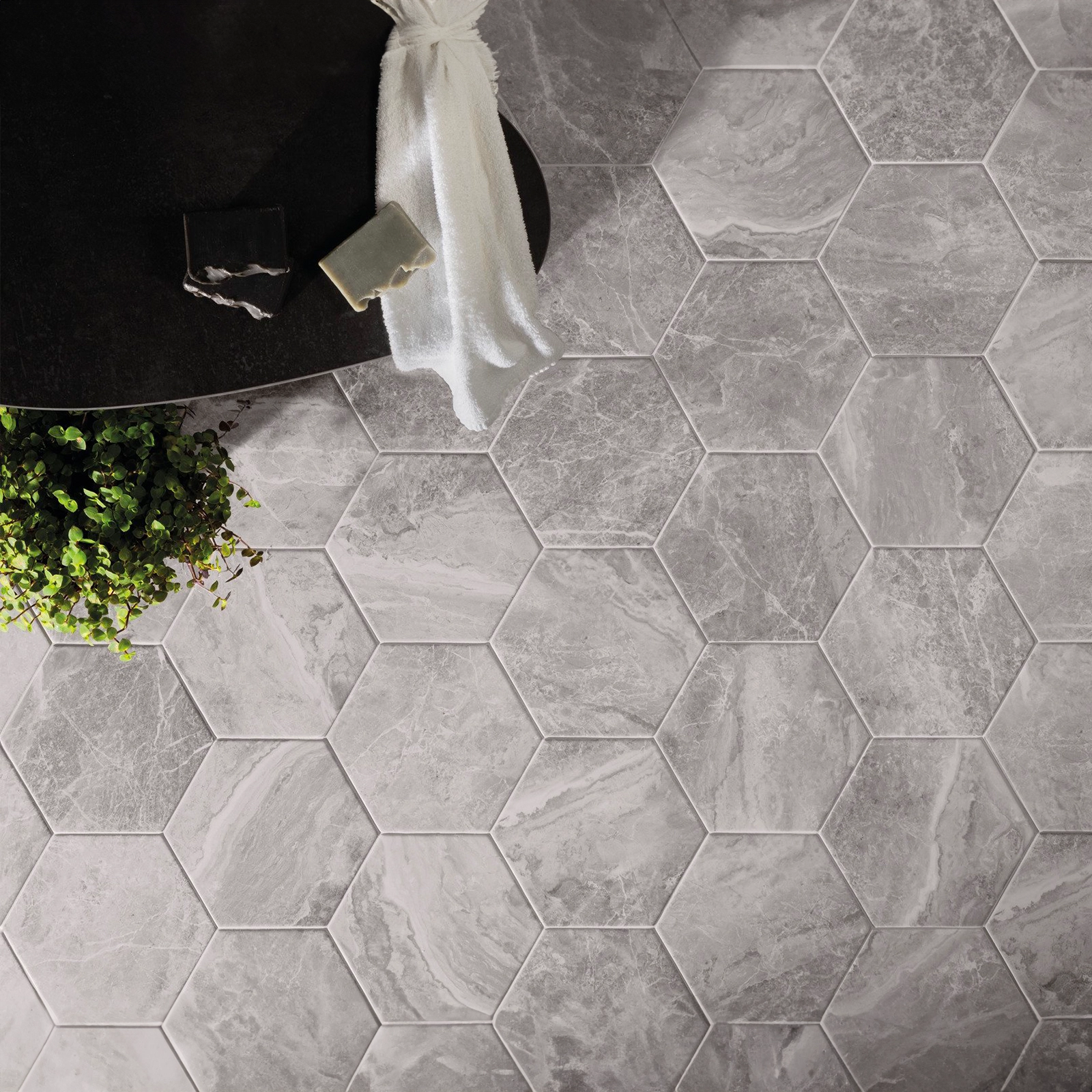 STORM GRAY HEXA NAT BOLD RECT 20 X 20