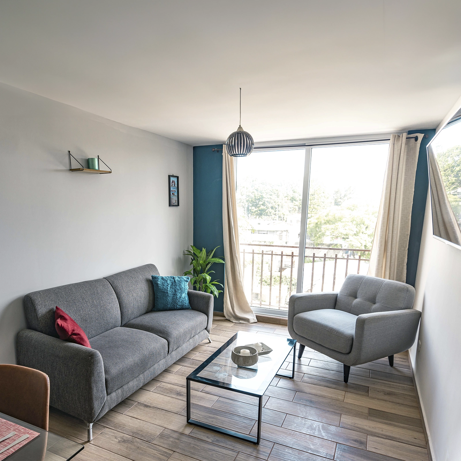 PISO NATURAWOOD CAOBA MATE 18X55