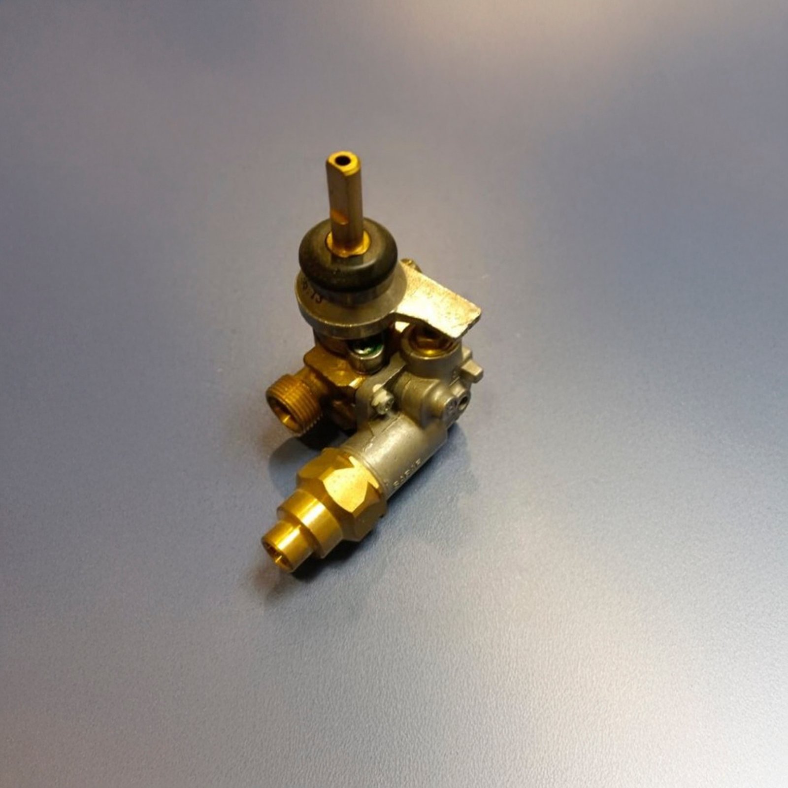 REPUESTO CATERNARIA CZ LUX 90 5G AI TR CI BUT E1 81226051 REPUESTO CATERNARIA CZ LUX 90 5G AI TR CI BUT E1 81226051